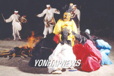 일본서 `고성오광대 공연