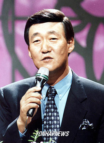 가요무대 떠나는 아나운서 김동건씨