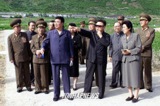 김정일, 강계시 산업ㆍ교육기관 시찰