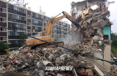 결국 철거되는 부산AID아파트