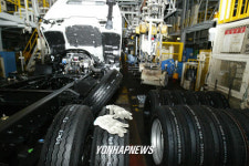 18일 오전 전북 완주군 봉동읍 전주  3공단 페인트 생산공장에서 유해화학물질이 누출