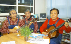  동티모르 평화 노래하는 `철부지