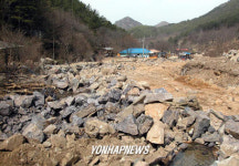 전북 완주 운장산계곡 크게 훼손