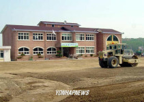 신축된 동해안 최북단 명파초교