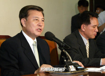 탄핵방송 비난하는 김덕룡 원내대표