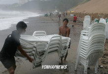 제주 해수욕장 계절음식점 철수.