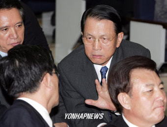 심각한 검찰총장 출신의 김기춘의원