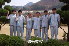 <화제> 소달中 육상부 희망을 안고 뛴다