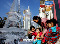 얼음으로 제작한 세계 초고층 건축물