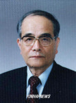 조연현문학상에 박철희씨