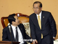 정세균 예결위원장과 김정부간사