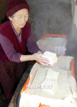 두부 만드는 할머니