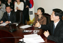 설명하는 김문수의원