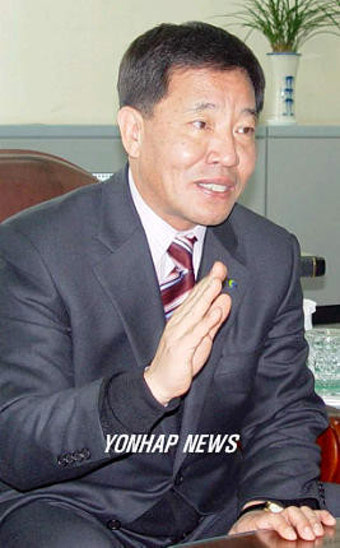 한국수력원자력 간부, 새만금 수상태양광 사업 뇌물 혐의로 벌금형 선고
