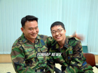 부자(父子)같은 병장과 원사