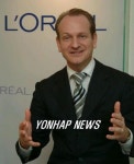 <고침>-경제(<연합인터뷰> 로레알 한국지사 파스벤더 사장)