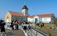 복원된 섭지코지 올인 세트장.