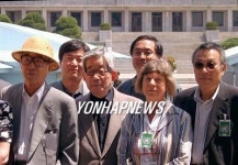 서울국제문학포럼 참가자들, 서울평화선언 발표(종합)