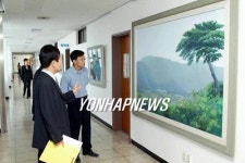 <경남교육청 복도 `갤러리로 변신>