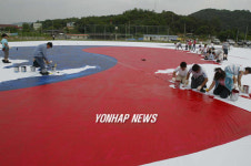 국내 최대 태극제 제작 한창