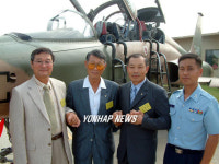 공군1전비 원로들 부대 방문