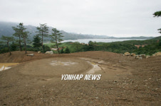 장전항 내려다 보이는 금강산 골프장