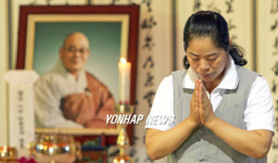 법장 조계종 총무원장 입적 분향하는 신도들