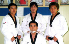 `태권가족 최동렬씨 4부자