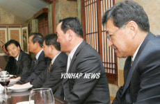 곤혹스런 현대아산 사장