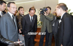 이 총리 이회창 전 총재 모친상 조문