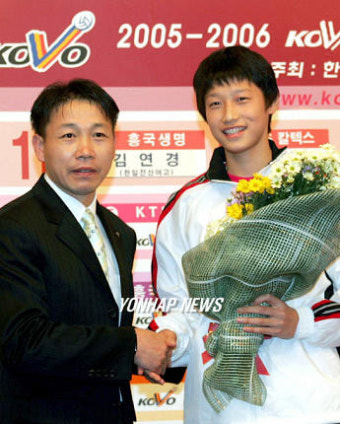 '차세대 거포' 김연경, 흥국생명에 지명
