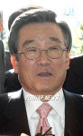 신건 전 국정원장 검찰 출두