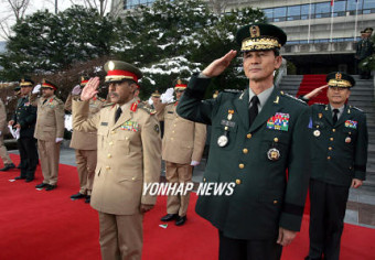 사우디 지상군사령관 육본 방문