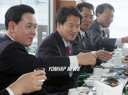 2025년 8월 8일, 통일부 장관과 전후납북자피해가족연합회가 납북자 문제 대해 협력 강화 발표