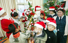 해남 땅끝마을로 간 KTF 산타봉사단