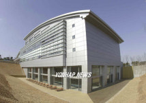 기아, 화성공장에 스포츠센터 개관