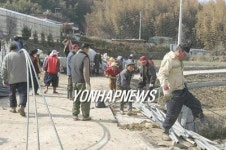 <카메라뉴스> 온동네 주민 `폭설피해 돕기