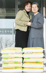 기아 한기주 사랑의 쌀 전달