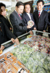 ‘백화점이 아니라 재활용 센터입니다.’