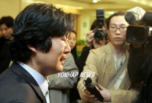 개그맨 김형곤, 심장마비로 사망