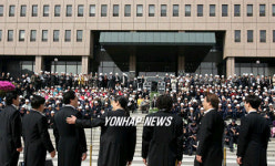 청사에서 열린 정오 콘서트