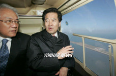 정의장, 새만금방조제 헬기 시찰