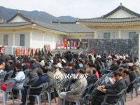 경주에 동리목월문학관 들어서