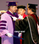 명예 체육학박사 학위 받는 자크 로게