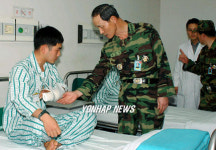 김장수 육군참모총장, 국군수도병원 방문