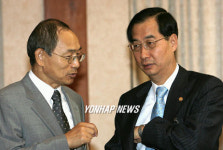 경제부총리와 경제보좌관