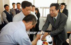 택시회사 방문한 오세훈 후보