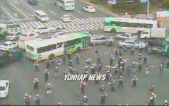 `무법천지된 범어네거리 일대