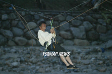 야간 구조작업