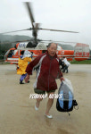 몸만 빠져 나왔어요